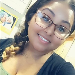 Meet your Posher, Michelle